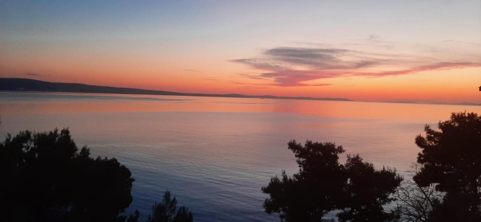 Apartment Sunrise Vid Dugi Rat